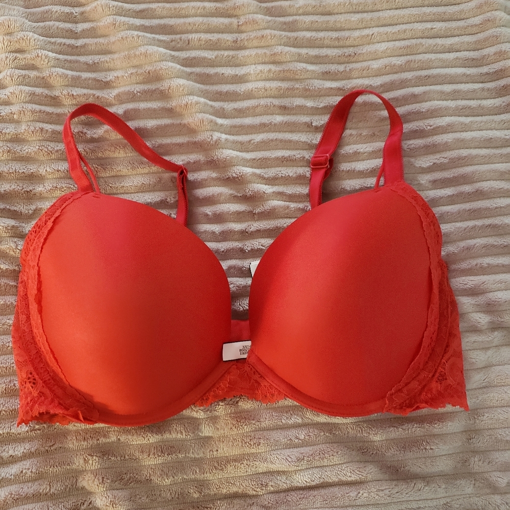 Victoria Secret Bra 38 D